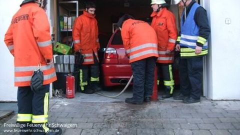 06.02.2012 – PKW Brand durch Heizlüfter