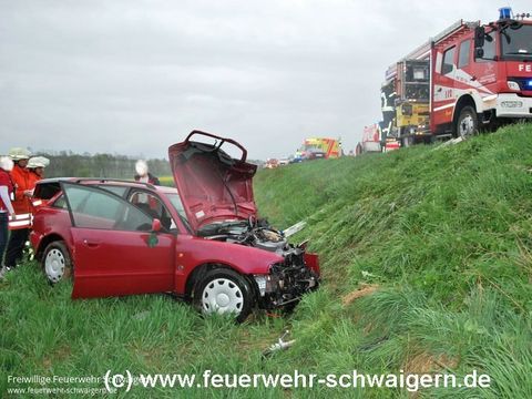 26.04.2013 – Frontalzusammenstoß zwischen Schwaigern und Stetten a.H.