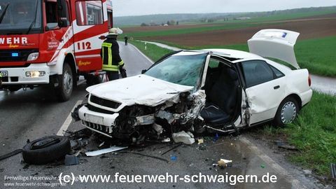 27.04.2013 – Wieder Verkehrsunfall auf der K2160