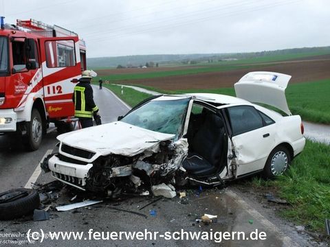 27.04.2013 – Wieder Verkehrsunfall auf der K2160