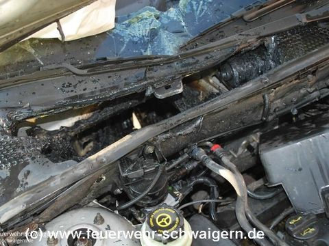 08.05.2013 – Kabelbrand in PKW