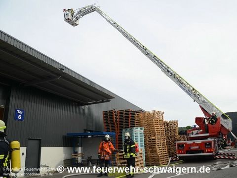 17.06.2015 – Große Rauchwolke über dem Schwaigerner Industriegebiet