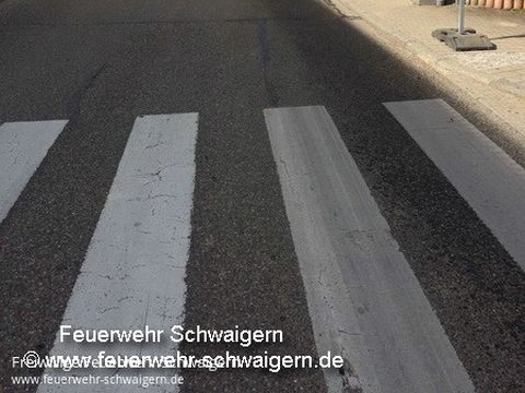 12.04.2017 – Ölspur auf der Leintalstrasse