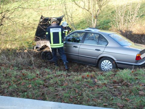 07.12.2017 – Verkehrsunfall mit eingeschlossener Person