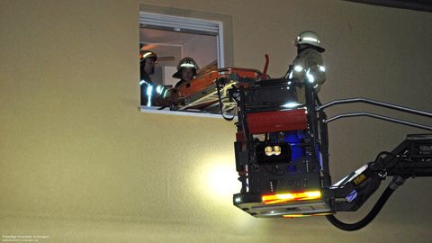 21.04.2018 – Rettung einer Person über die Drehleiter