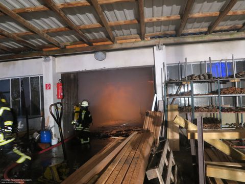 24.10.2018 – Brand in holzverarbeitendem Betrieb