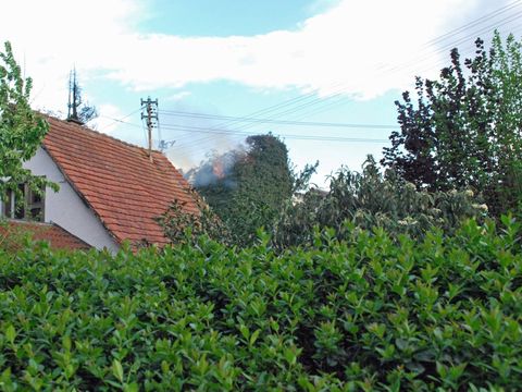 24.04.2019 – Leerstehendes Gebäude brennt