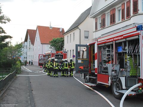 24.04.2019 – Leerstehendes Gebäude brennt