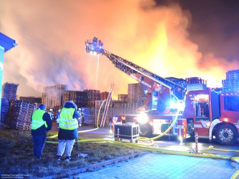22.01.2020 – Großbrand Industriegebäude