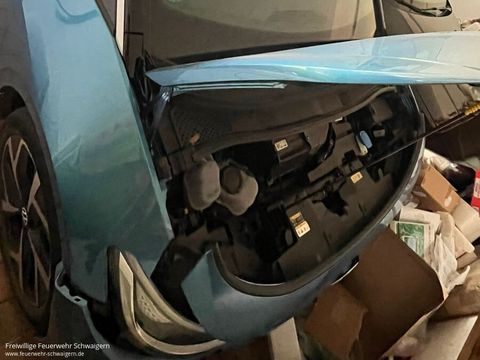 26.08.2025 – Automatischer Notruf nach Unfall in der Leidensbergstraße