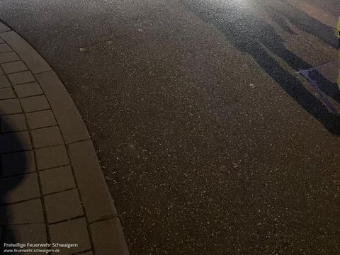 13.10.2025 – Ölspur in der Oststraße (Stetten)
