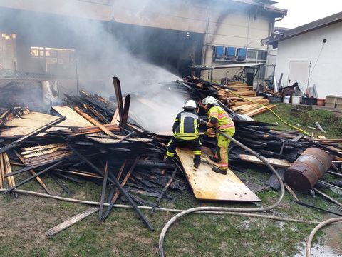 21.10.2025 – Landmaschinen-Werkstatt in Vollbrand