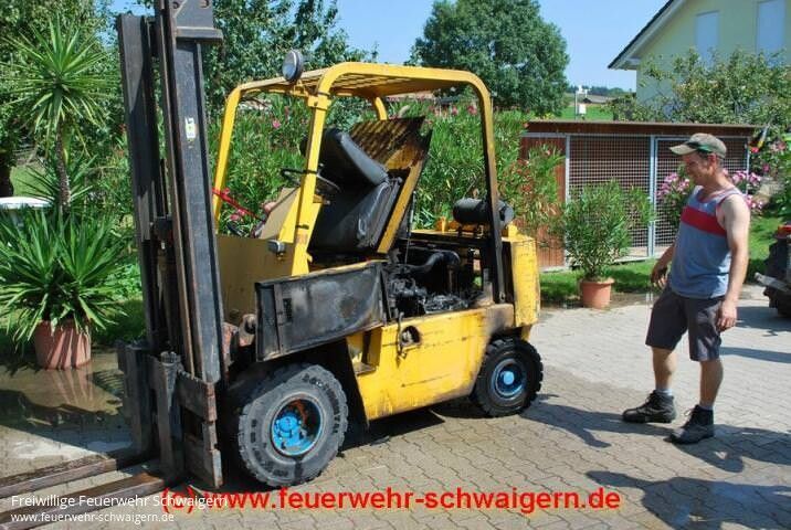 20.08.2011 – Stapler brennt in Lagerhalle