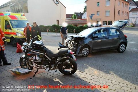 21.06.2012 – Auslaufende Betriebsstoffe nach Verkehrsunfall