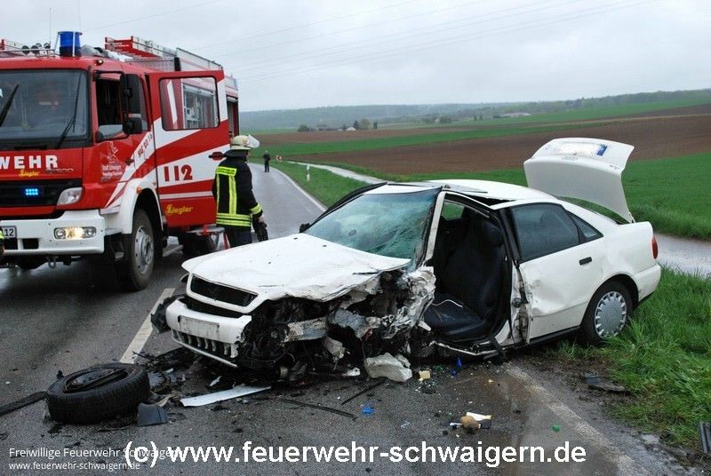 27.04.2013 – Wieder Verkehrsunfall auf der K2160
