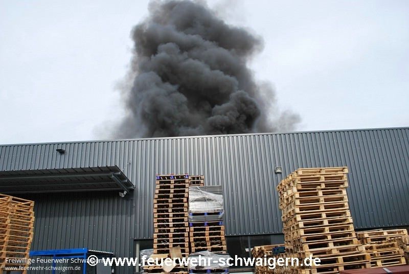 17.06.2015 – Große Rauchwolke über dem Schwaigerner Industriegebiet