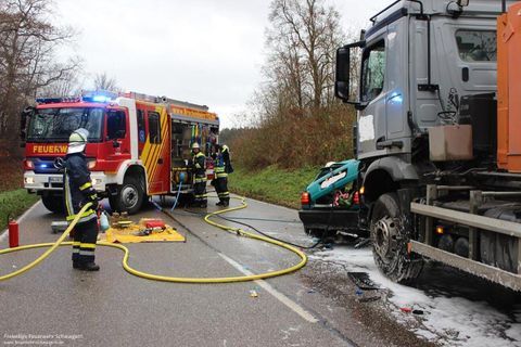 30.11.2015 – Tödlicher Verkehrsunfall auf der L1107 Richtung Stetten