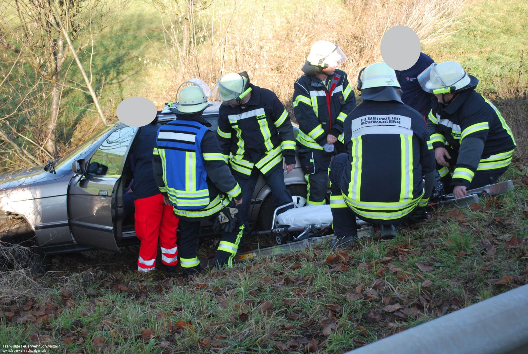 07.12.2017 – Verkehrsunfall mit eingeschlossener Person