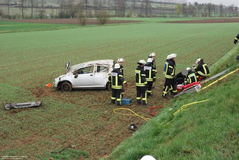 05.04.2019 – Unfall mit mehreren Verletzten