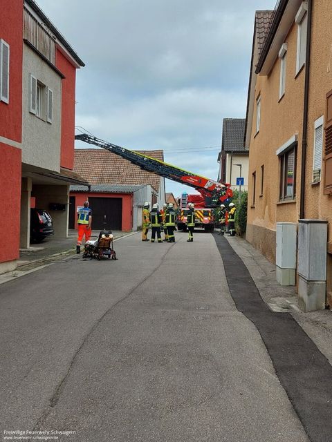 15.08.2024 – Patientin über Drehleiter gerettet